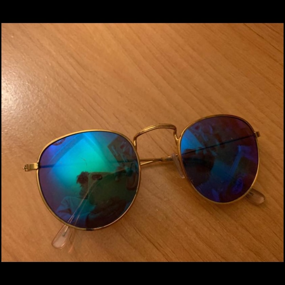 Subglasses